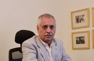 رئيس بدرجة "مجرم حرب"!