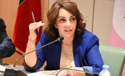 بعد 48 ساعة من التعيين..إقالة وزيرة مغربية بسبب وثيقة طبية
