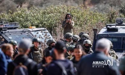 سلطات الاحتلال تحتجز وفداً برلمانياً أوروبياً وتواصل عمليتها العسكرية الواسعة في الخليل